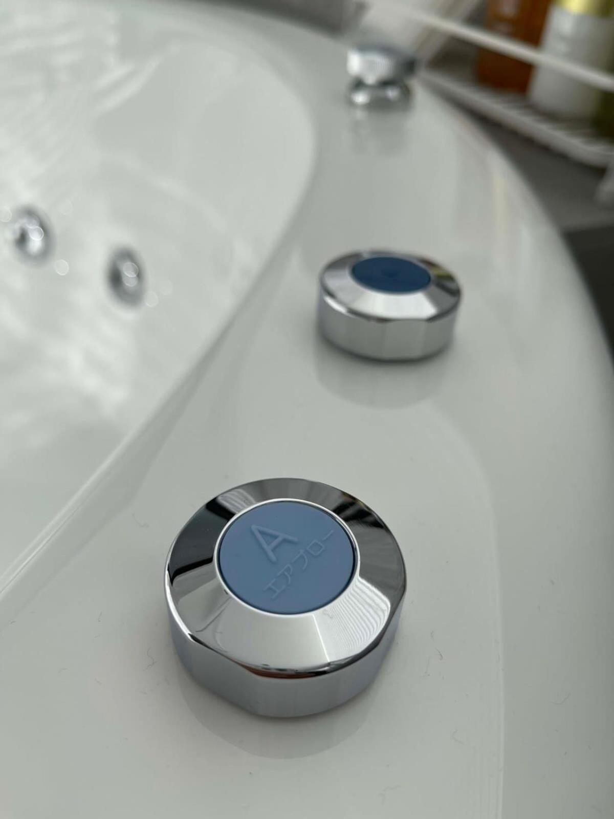 Bhotel Nekoyard - Scenic Penthouse Studio With Jacuzzi & Spacious Terrace Hiroshima Exteriör bild